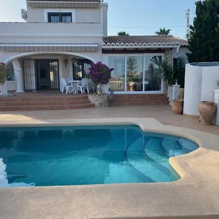 Villa The