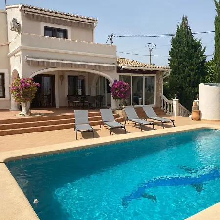 Villa The